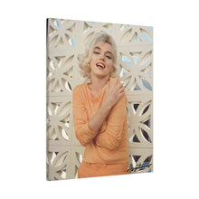 Load image into Gallery viewer, Marilyn Monroe Main Squeeze Canvas Print