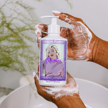 Load image into Gallery viewer, Marilyn Monroe Organic Essential Oils Floral Hand & Body Wash