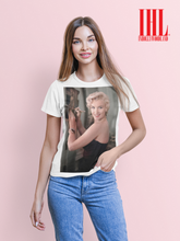 Load image into Gallery viewer, Marilyn Monroe "Its A Wrap" Women's T-shirt