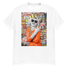 Load image into Gallery viewer, Marilyn Monroe In The News Men's heavyweight tee