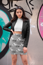 Load image into Gallery viewer, Marilyn 7 Year Itch Pencil Skirt