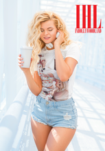 Load image into Gallery viewer, Marilyn Monroe "Drop Me A Line" Women's T-shirt