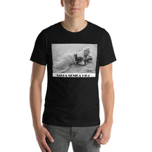 Load image into Gallery viewer, Marilyn Monroe Santa Monica 1962 Unisex T-Shirt