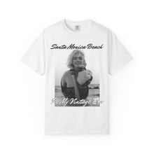 Load image into Gallery viewer, Marilyn Monroe Santa Monica Beach In My Vintage Era Unisex Shirt

