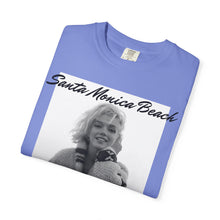 Load image into Gallery viewer, Marilyn Monroe Santa Monica Beach In My Vintage Era Unisex Shirt
