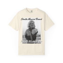 Load image into Gallery viewer, Marilyn Monroe Santa Monica Beach In My Vintage Era Unisex Shirt
