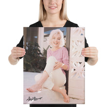 Load image into Gallery viewer, Marilyn Monroe &quot;Keep Smiling&quot; Canvas
