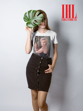 Load image into Gallery viewer, Marilyn Monroe &quot;Its A Wrap&quot; Women&#39;s T-shirt

